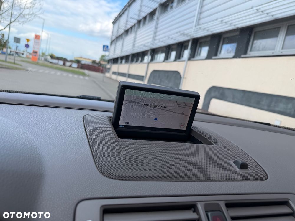 Volvo V50 1.6D - 30
