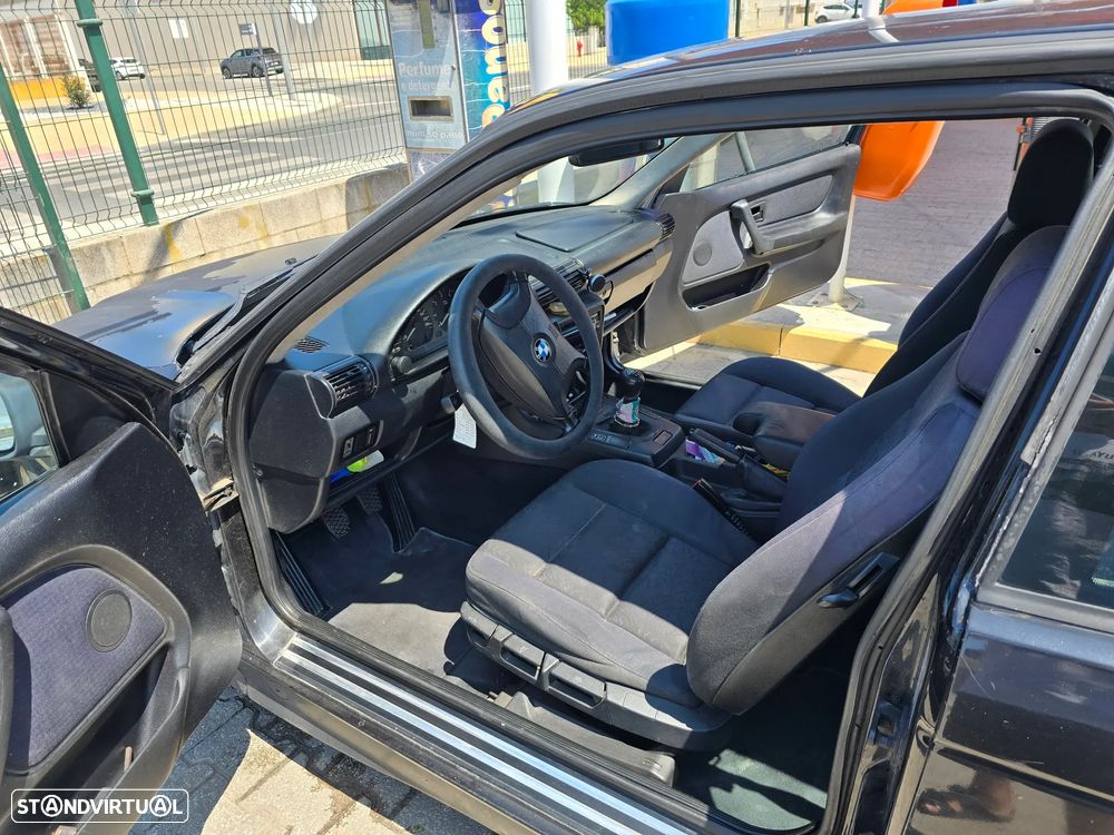 BMW 318 tds Compact - 4