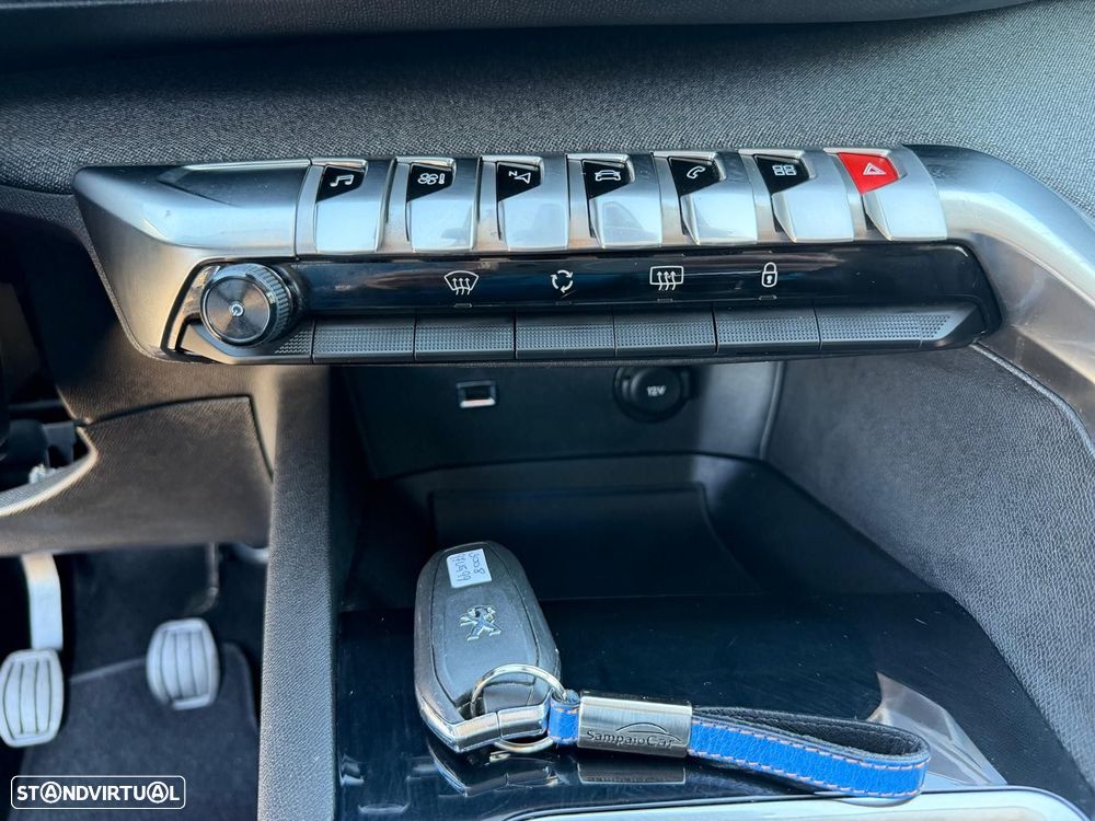 Peugeot 3008 1.5 BlueHDi Allure - 22