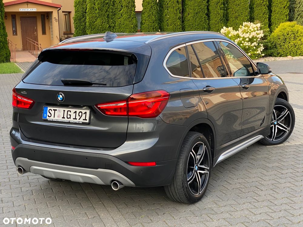 BMW X1 xDrive25d Sport Line sport - 9