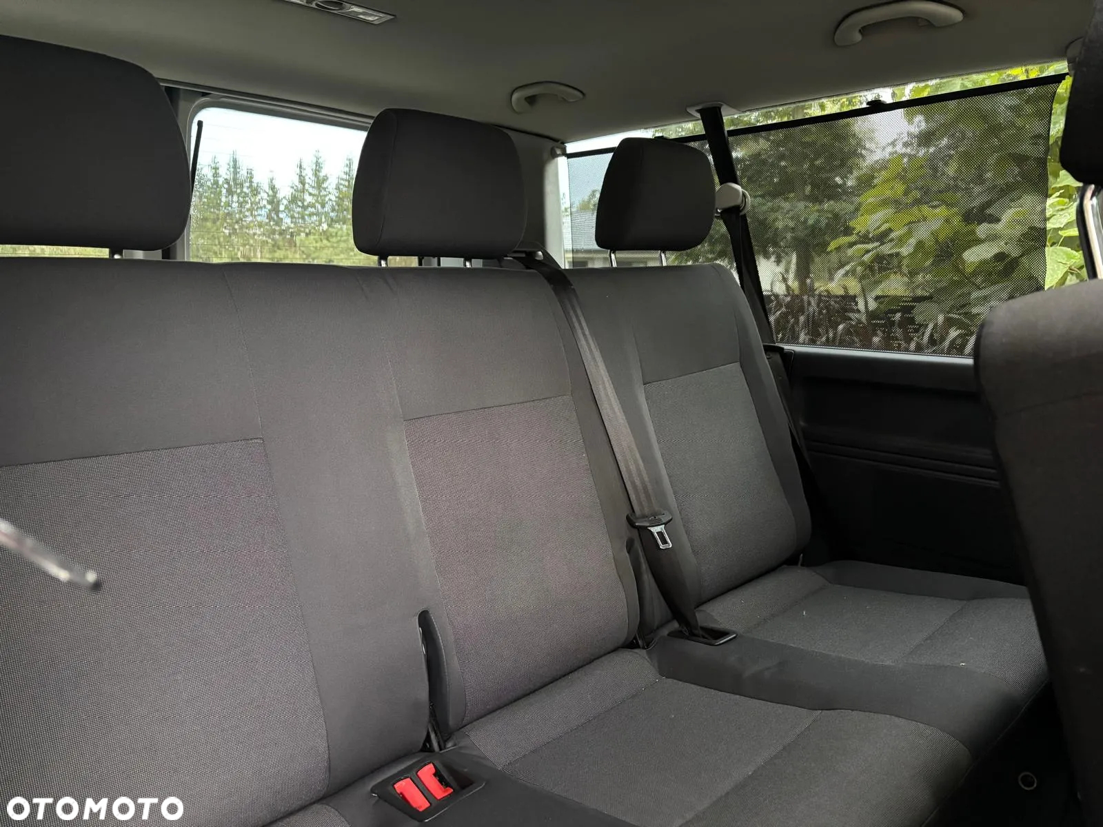 Volkswagen Caravelle - 19