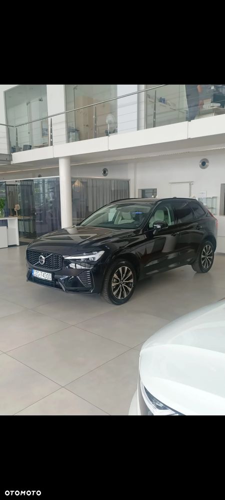 Volvo XC 60 B4 B Plus Dark - 38