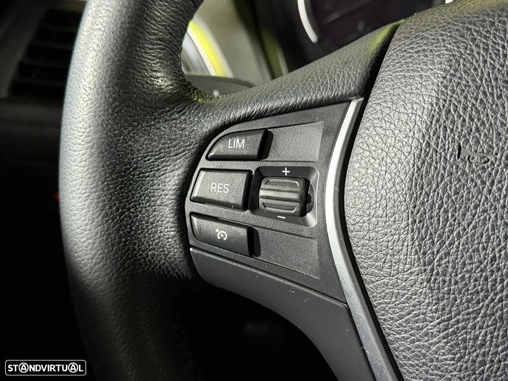 BMW 118 i Urban Line - 14