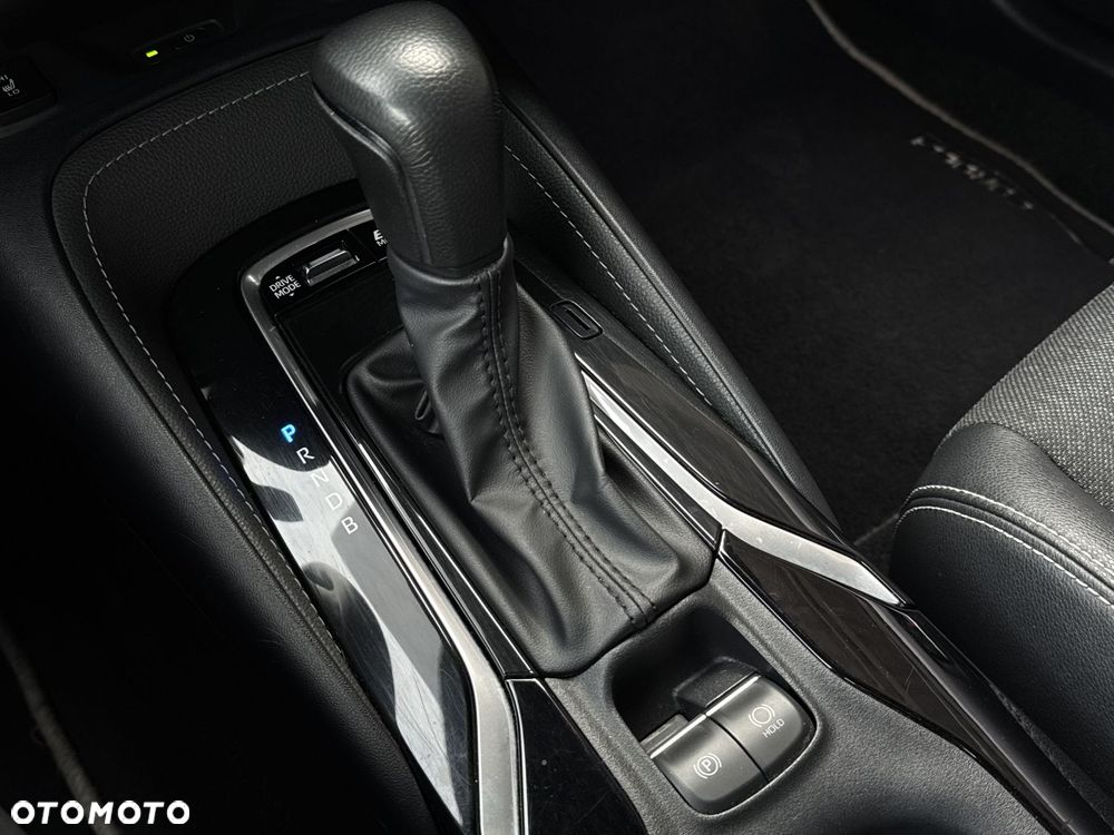 Toyota Corolla 1.8 Hybrid Style - 28