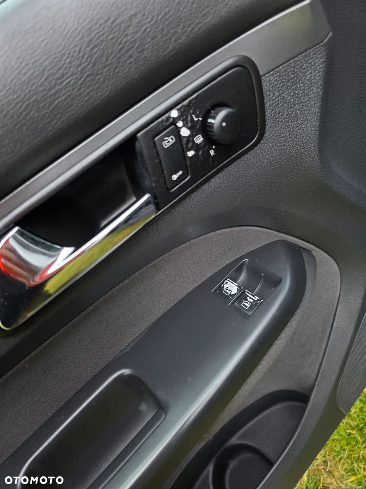 Volkswagen Touran 1.6 Freestyle - 14