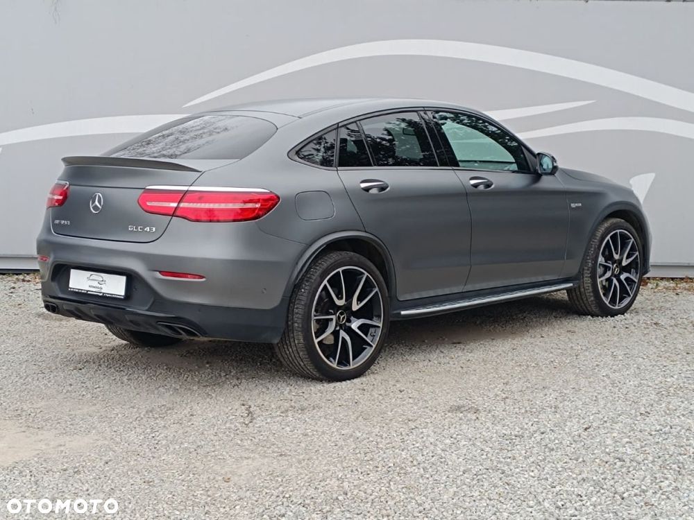 Mercedes-Benz GLC - 14