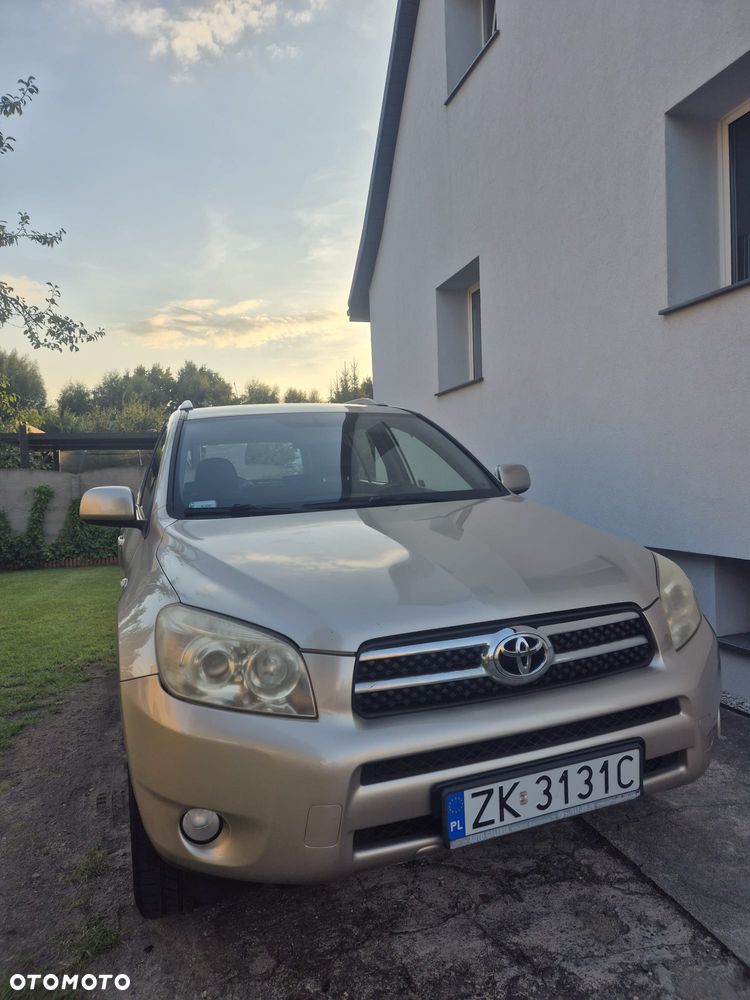 Toyota RAV4 2.0 VVT-i Luna - 1