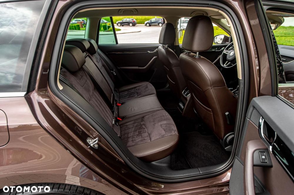 Skoda Octavia 1.8 TSI (Green tec) 4x4 DSG L&K - 36