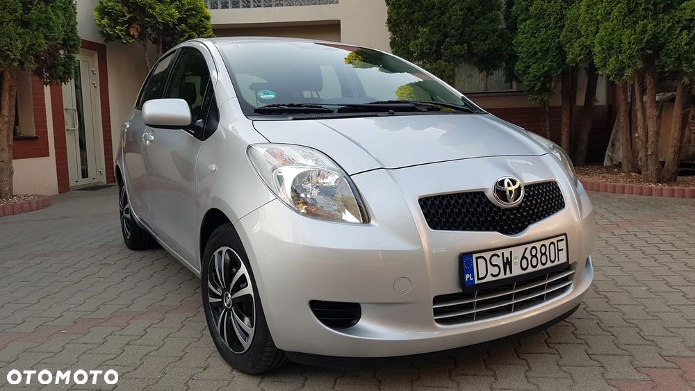 Toyota Yaris 1.3 Luna Premium - 14