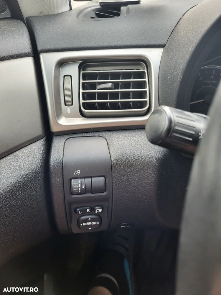 Subaru Forester 2.0X 2N - 11
