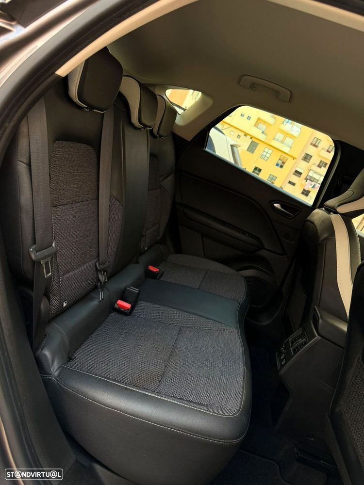 Renault Captur 1.0 TCe Exclusive - 22