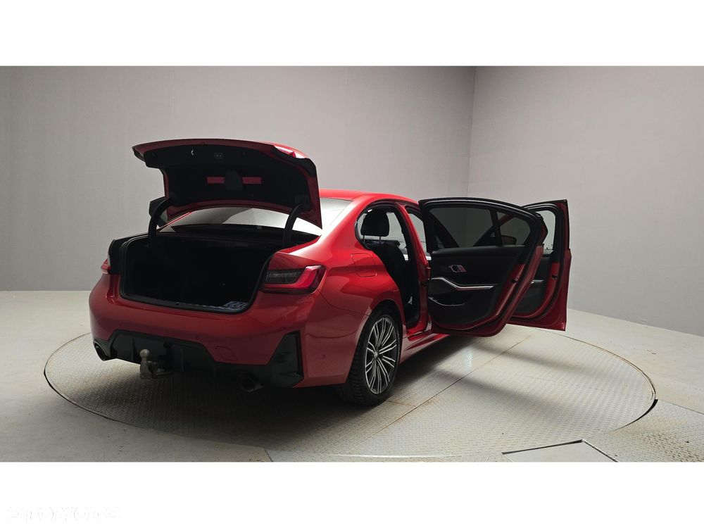 BMW Seria 3 - 12