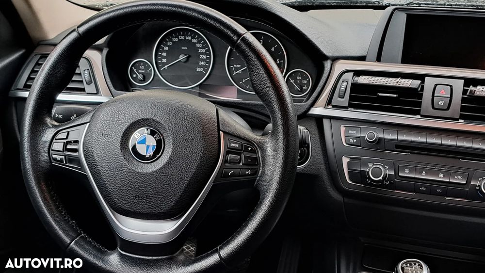 BMW Seria 3 320d Efficient Dynamic Edition Blue Performance Modern Line - 9