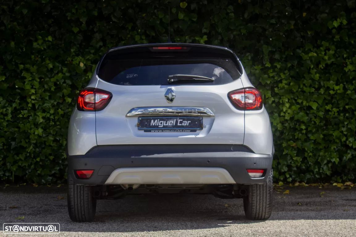 Renault Captur 1.5 dCi Exclusive EDC - 9