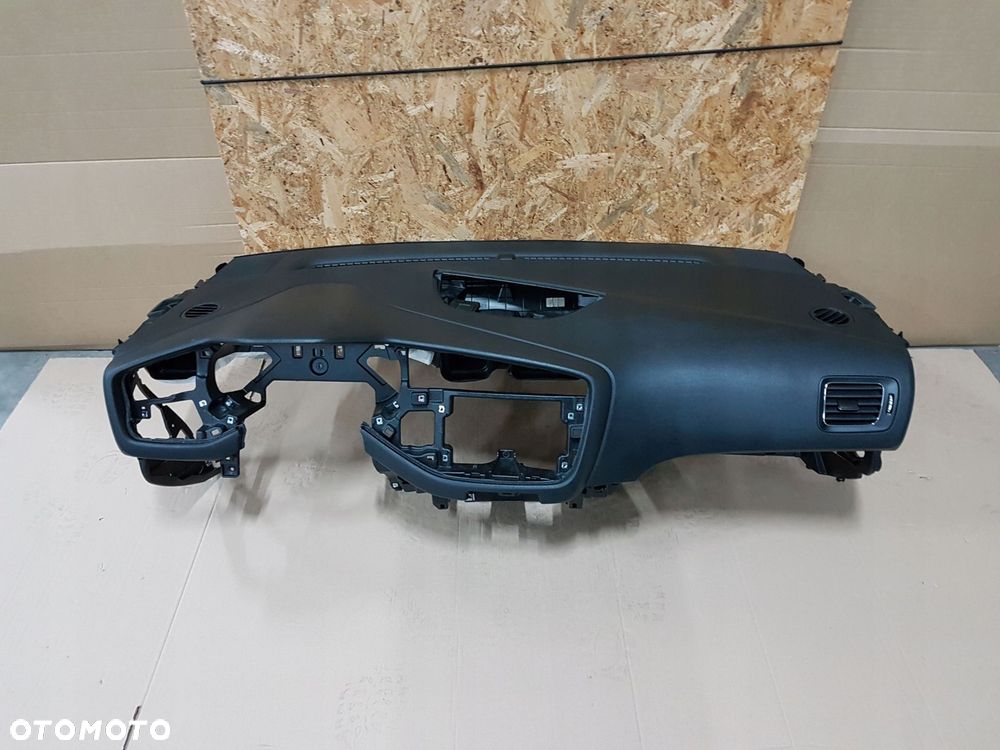 deska rozdzielcza konsola kia ceed ii - 1