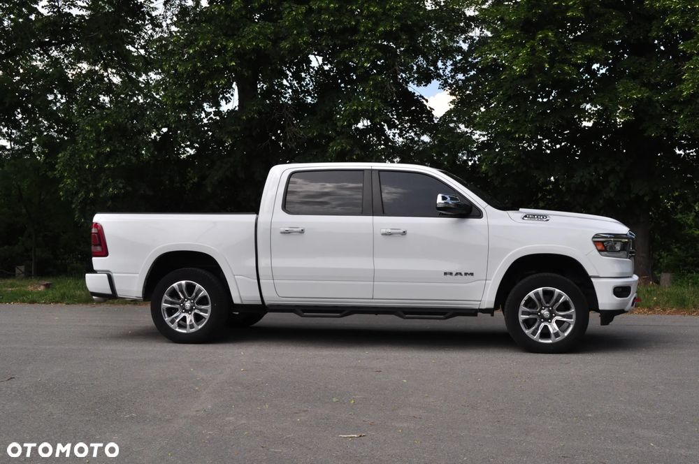 RAM 1500 5.7 Crew Cab Laramie - 10