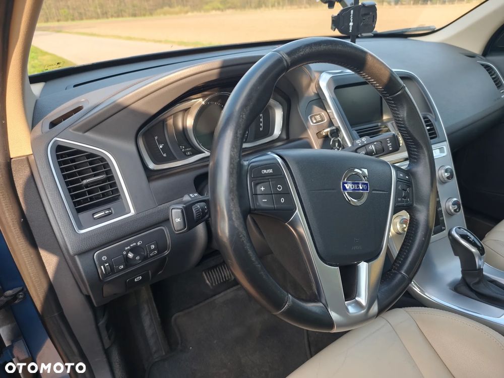 Volvo XC 60 D4 Drive-E Summum - 6