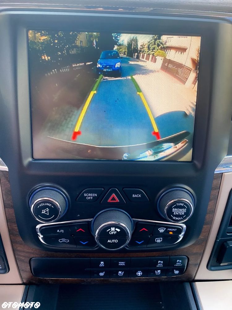 Dodge RAM 5.7 4x4 - 19