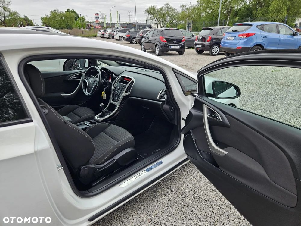 Opel Astra 1.4 Turbo - 23