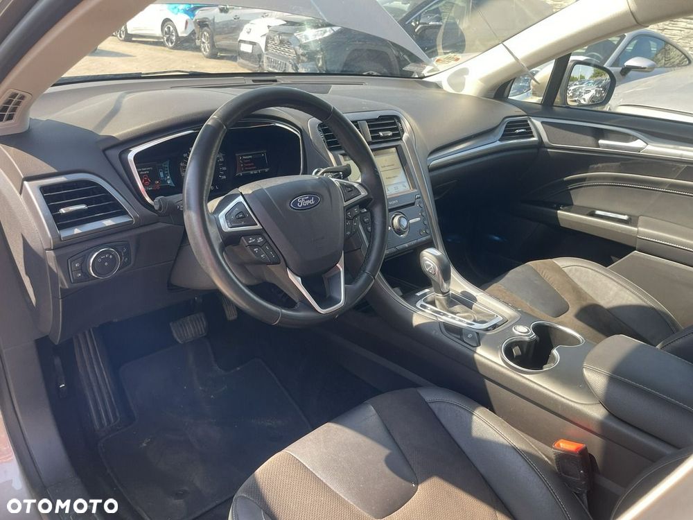 Ford Mondeo - 9