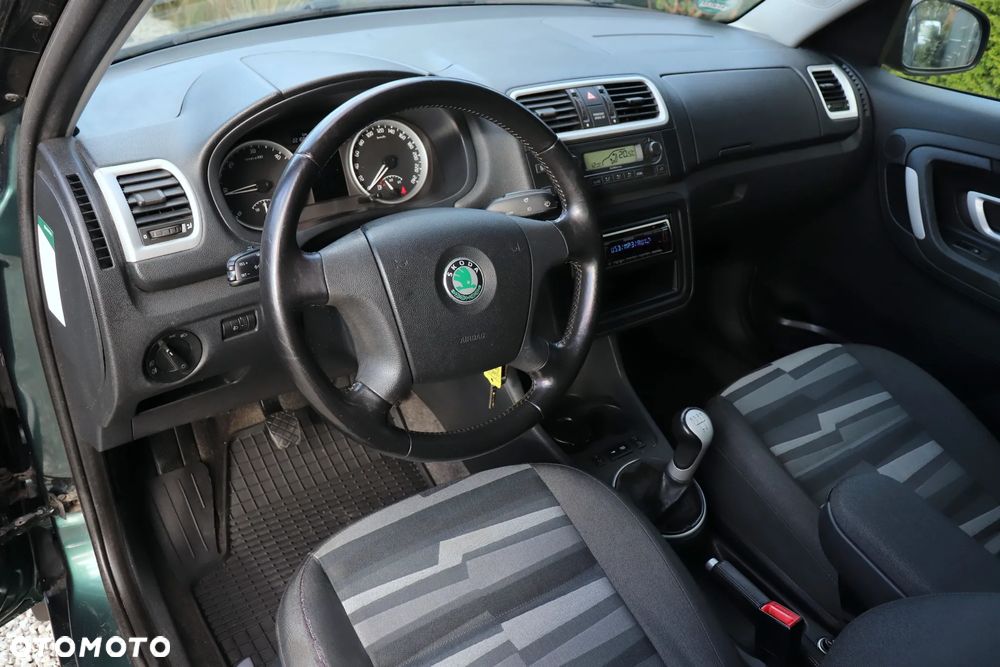 Skoda Roomster - 18
