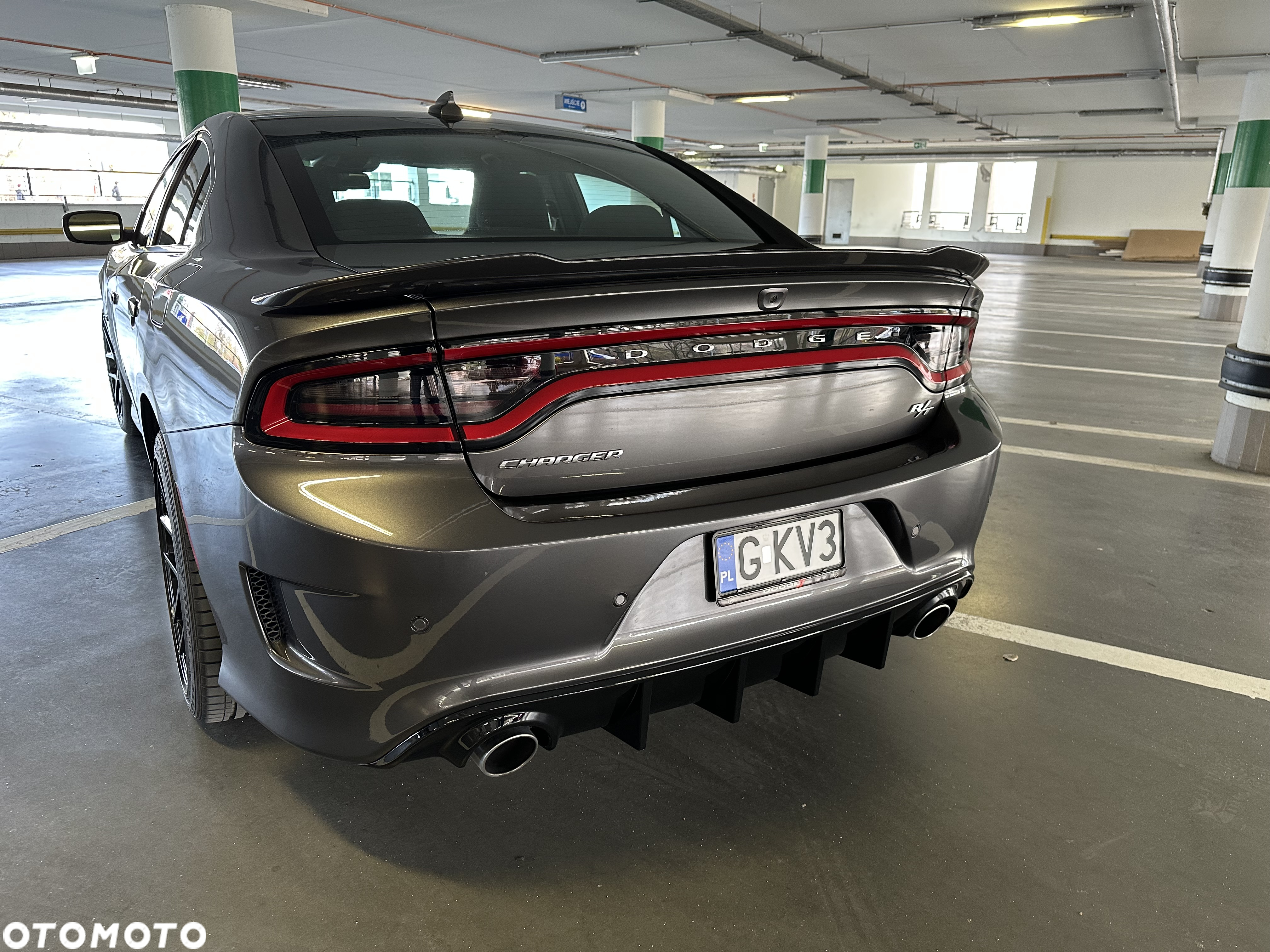 Dodge Charger 5.7 R/T - 10
