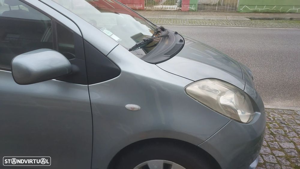 Toyota Yaris 1.0 VVT-i Sol - 7