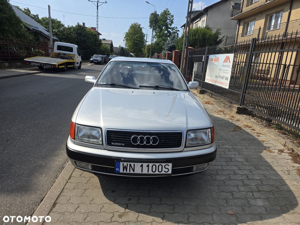 Audi 100 - 4