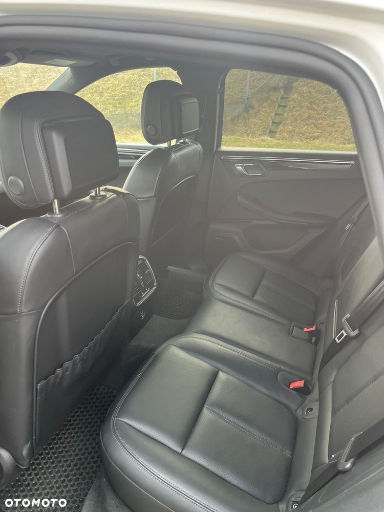 Porsche Macan T PDK - 27