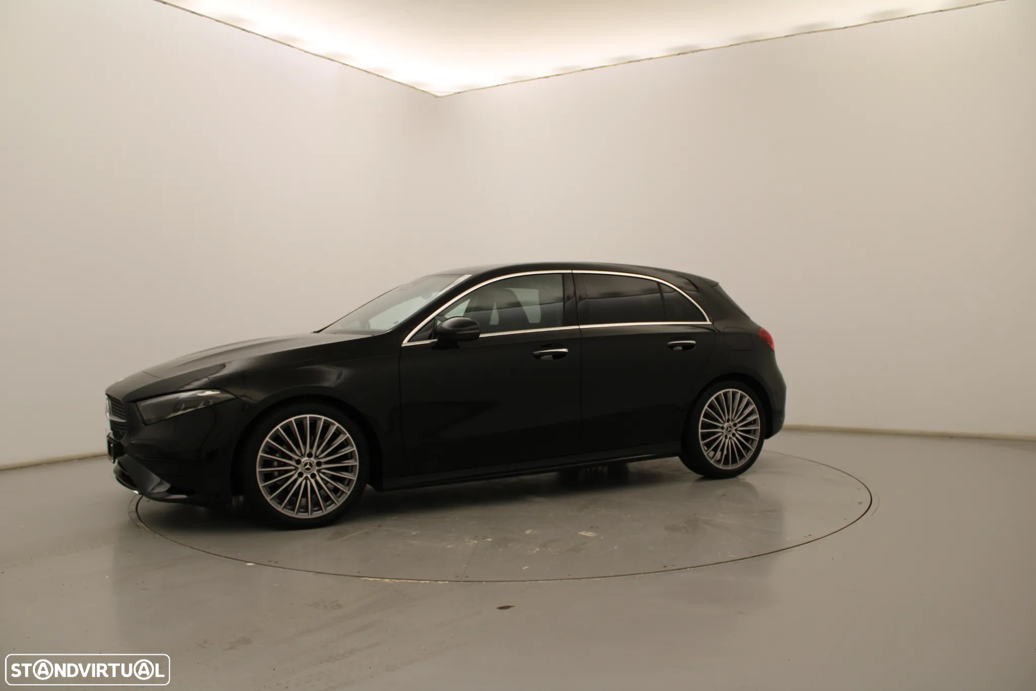 Mercedes-Benz A 200 Standard - 13