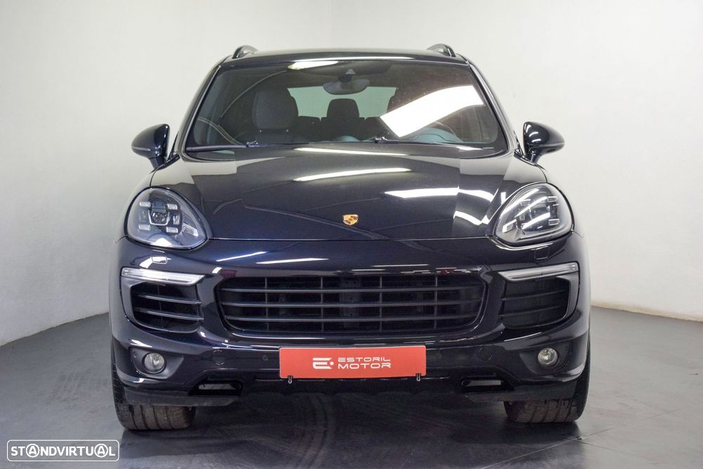 Porsche Cayenne S E-Hybrid - 2