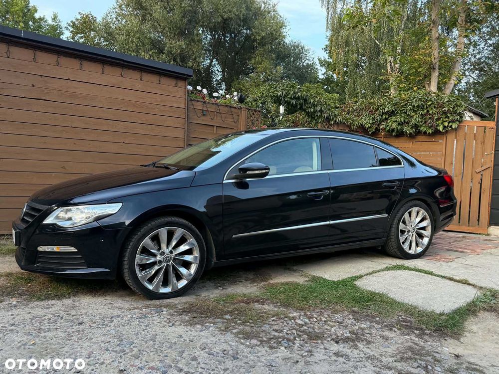 Volkswagen Passat CC - 1