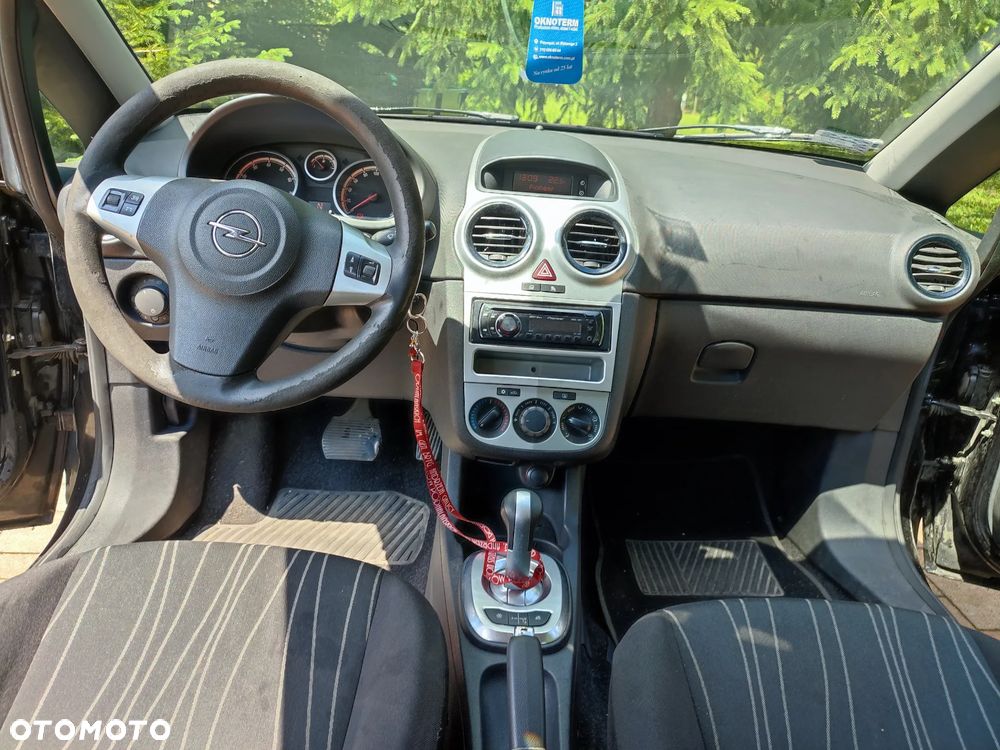 Opel Corsa 1.2 16V Silverline Easytronic - 8