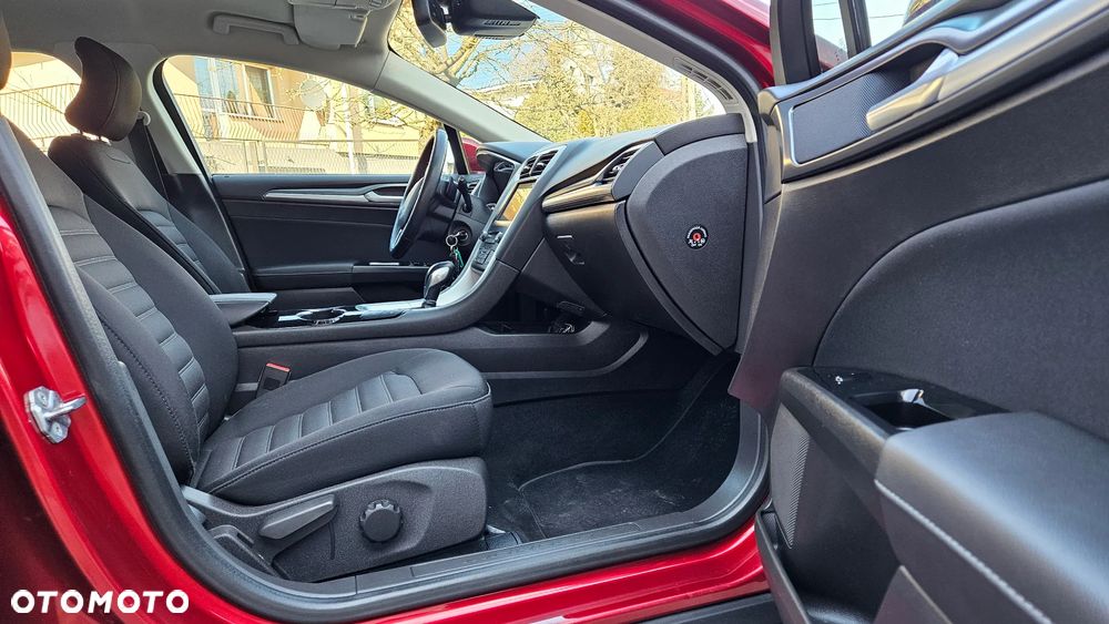 Ford Mondeo 2.0 TDCi Start-Stopp PowerShift-Aut Business Edition - 32