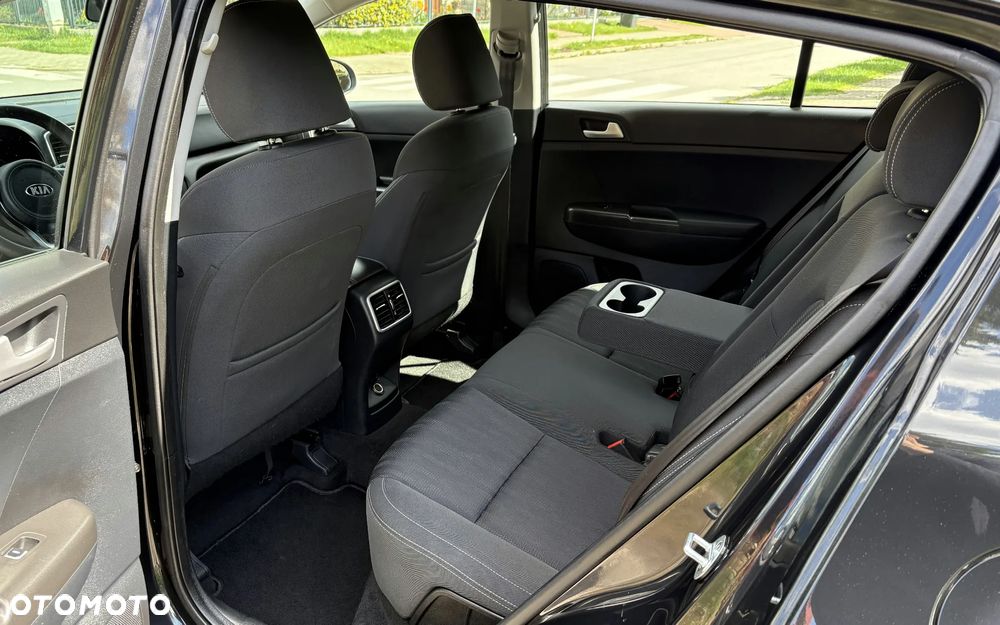 Kia Sportage 1.6 GDI L 2WD - 23