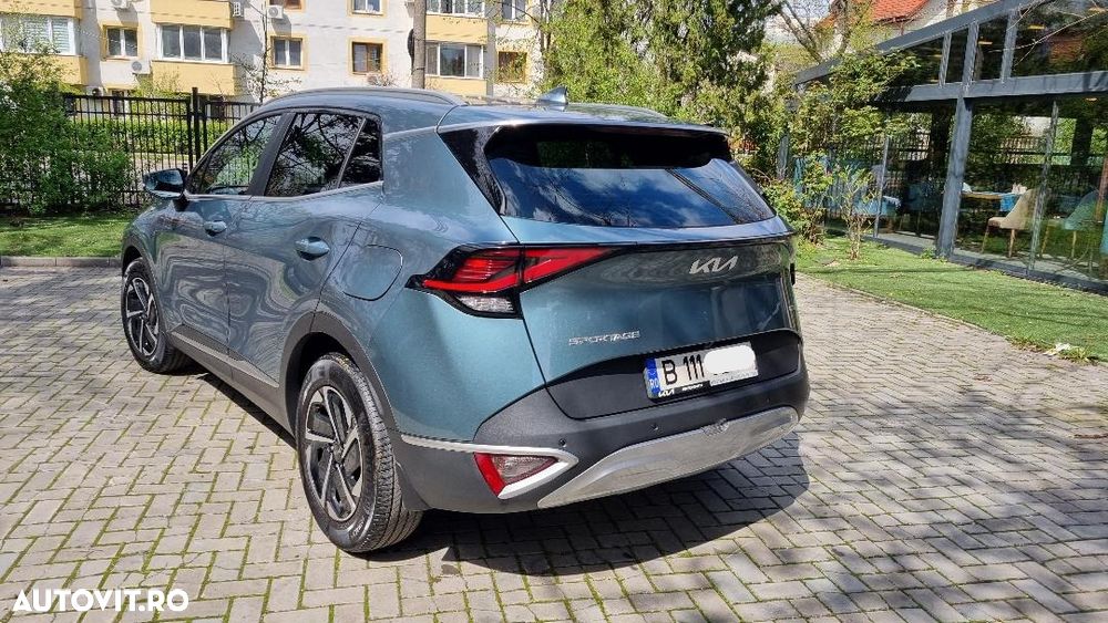 Kia Sportage 1.6 T-GDI HEV 6AT 4x2 Style - 3