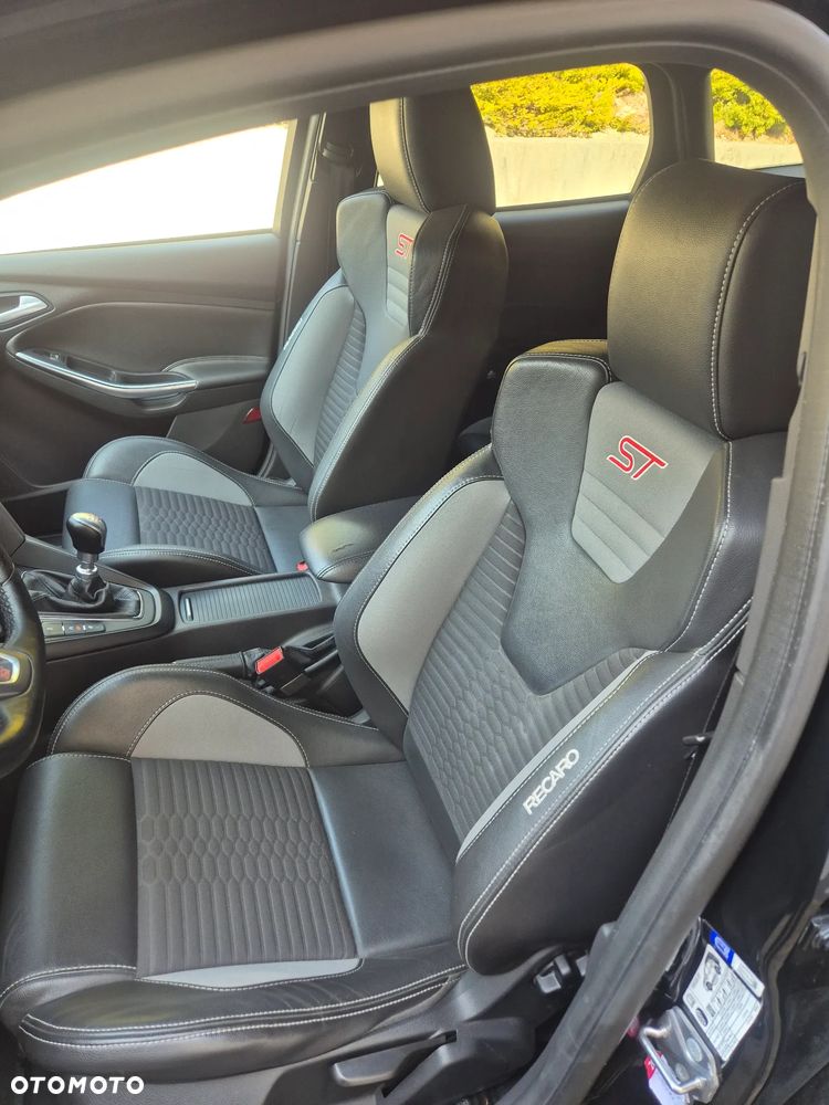 Ford Focus 2.0 TDCi ST mit Leder-Exclusiv-Paket - 7