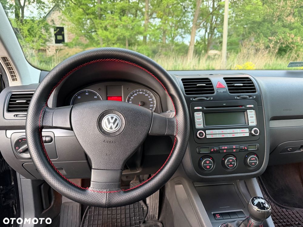 Volkswagen Jetta 1.9 TDI Trendline - 7