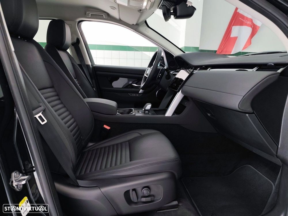 Land Rover Discovery Sport 1.5 I3 P300e AWD S — fotografia 12