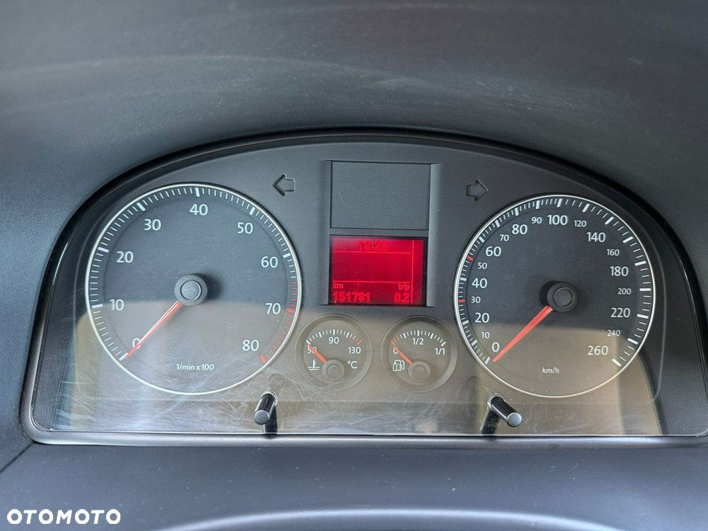 Volkswagen Caddy - 18