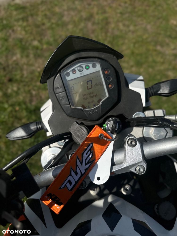 KTM Duke - 4