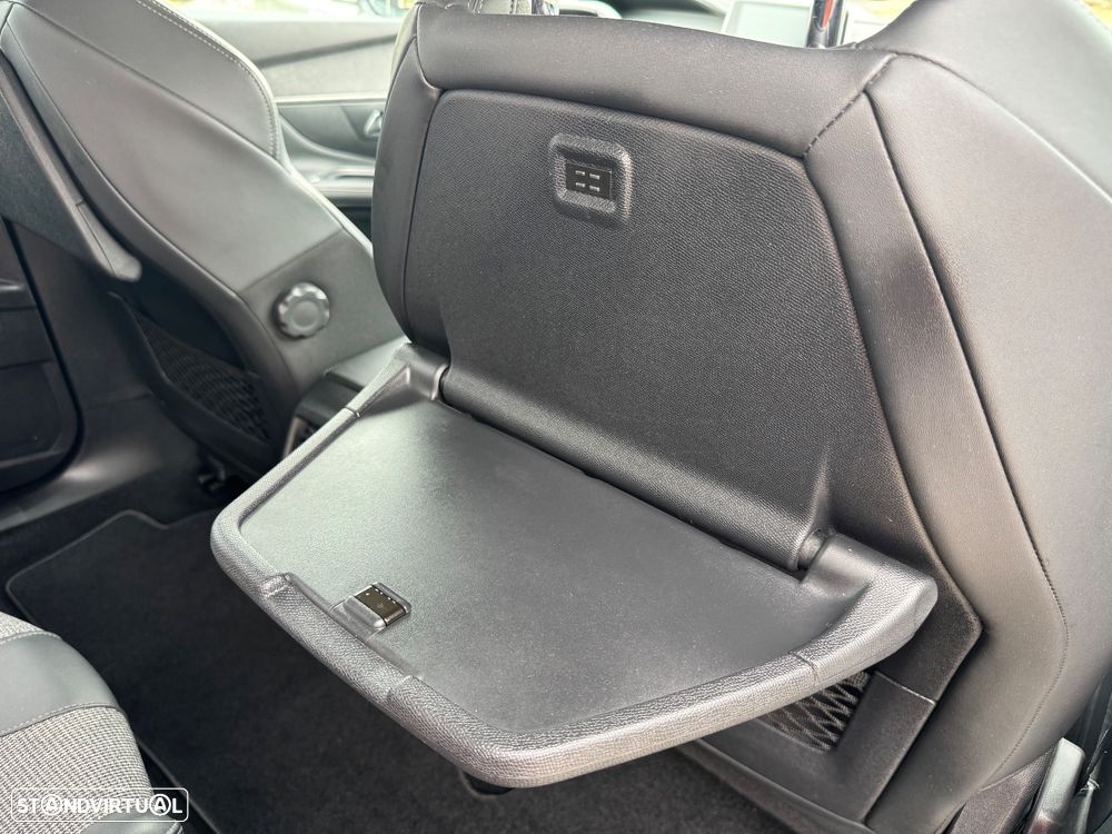 Peugeot 5008 1.2 PureTech Allure - 19