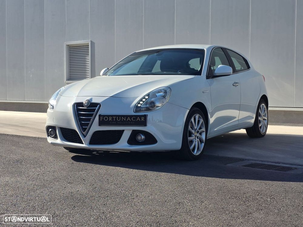 Alfa Romeo Giulietta 1.6 JTDM Distinctive - 1