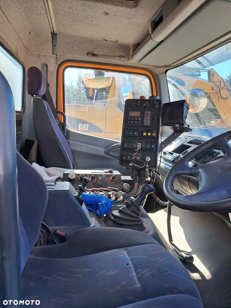Mercedes-Benz 1523 - 6