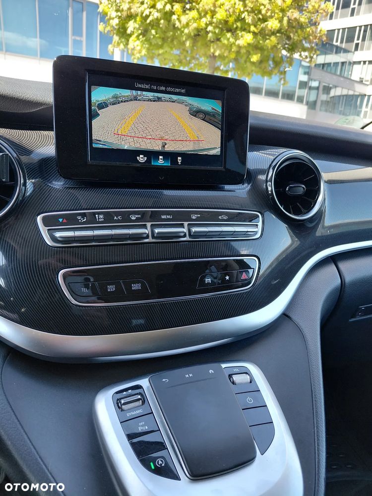 Mercedes-Benz Klasa V 220 d Avantgarde 9G-Tronic (d³ugi) - 19
