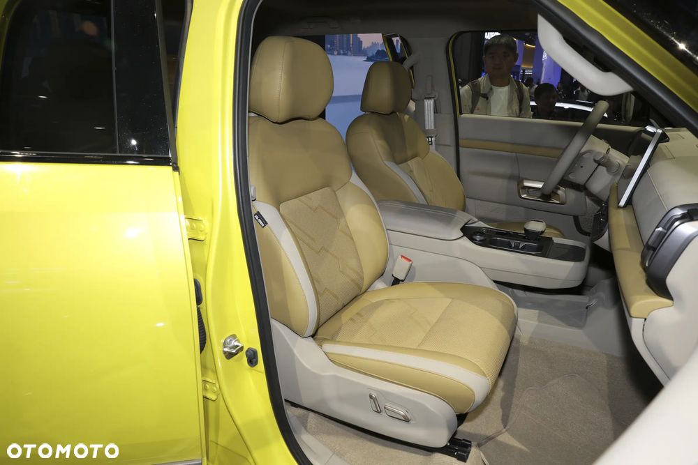Nissan Frontier - 26