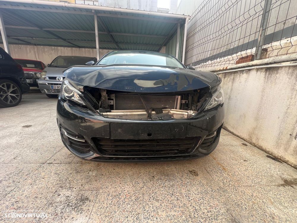 Peugeot 308 SW BlueHDi 130 EAT6 Stop & Start Active - 3