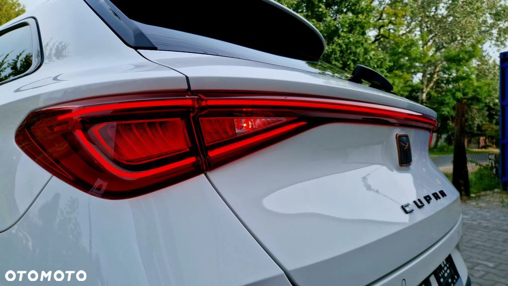 Cupra Leon 1.5 eTSI DSG - 16