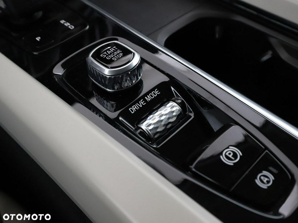 Volvo V60 B4 D Geartronic Momentum Pro - 31