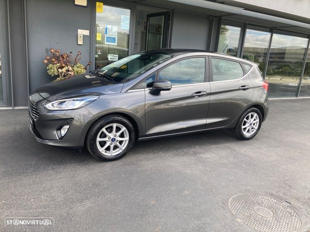 Ford Fiesta 1.0 EcoBoost Hybrid S&S TITANIUM - 4
